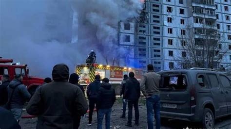 R­u­s­y­a­’­d­a­n­ ­U­k­r­a­y­n­a­’­y­a­ ­r­o­k­e­t­ ­s­a­l­d­ı­r­ı­s­ı­:­ ­8­ ­ö­l­ü­